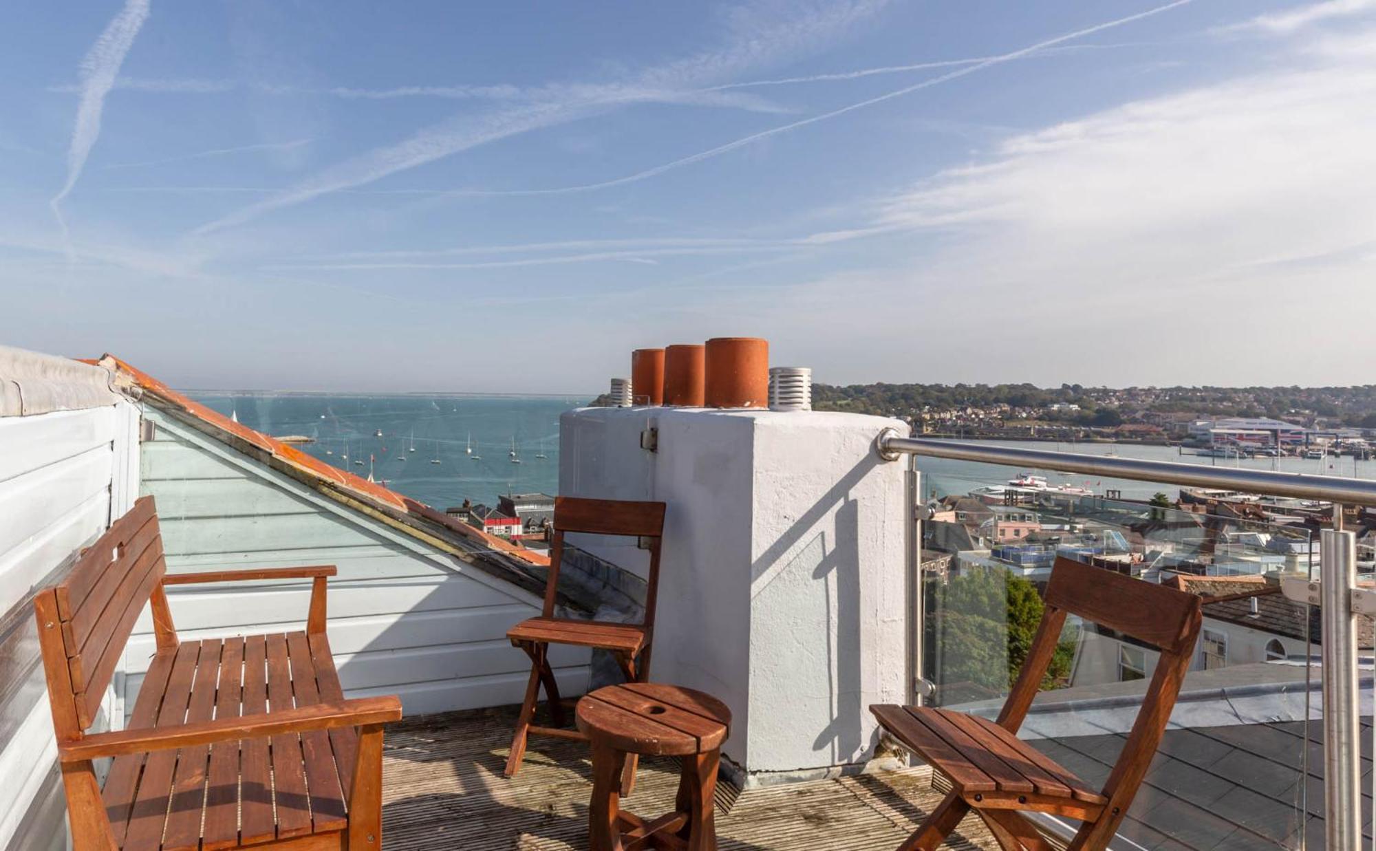 Cliffhanger 18 Castle Road Cowes  Exterior foto